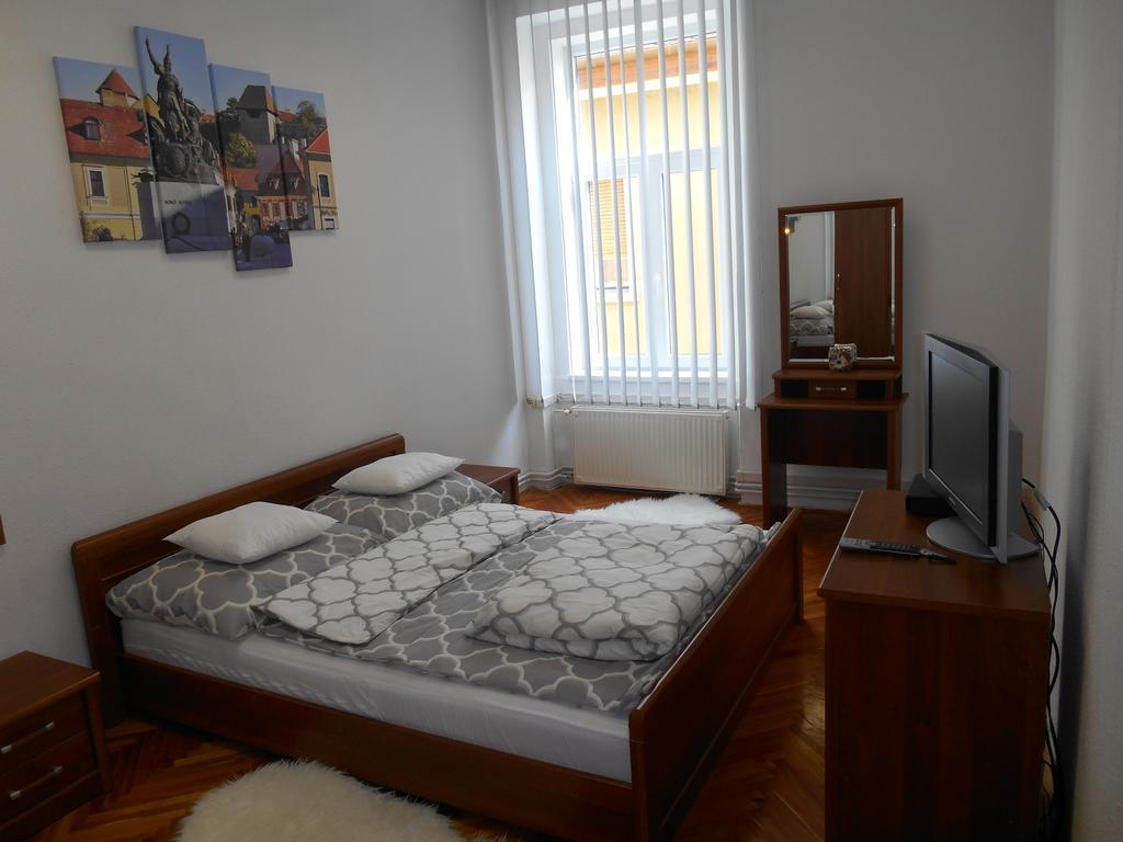 Apartmán Akos Apartman Eger Exteriér fotografie